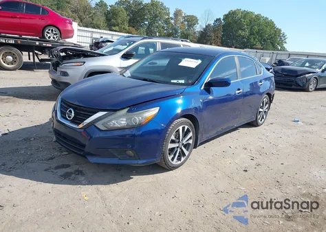2017 Nissan Altima 2.5 Sr z USA, uszkodzony, nr VIN 1N4AL3AP1HC228341